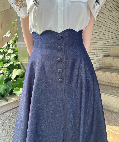 an another angelus（アンアナザーアンジェラス）の「ハイウエストスカラップデニムライクフレアースカート/fint フィント（デニムスカート・レディース・ブラック/インディゴブルー・1/2）」の11枚目の写真