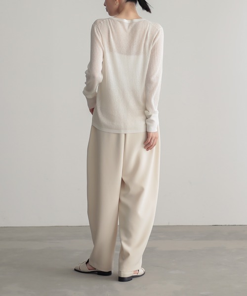 for/c(フォーシー)の「ヘンリーネックシアーニット【サスティナブル】(ニット/セーター・レディース・チャコールグレー/ブラック/オフホワイト/ラベンダー・L/M)」の16枚目の写真