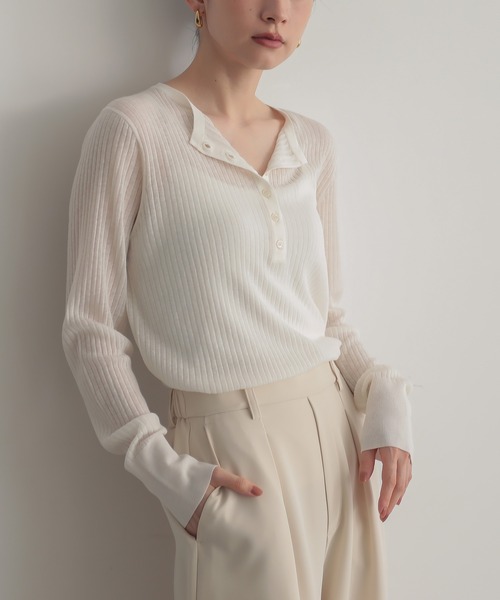 for/c(フォーシー)の「ヘンリーネックシアーニット【サスティナブル】(ニット/セーター・レディース・チャコールグレー/ブラック/オフホワイト/ラベンダー・L/M)」の12枚目の写真