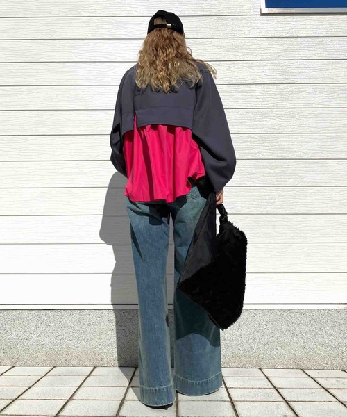 Q（キュー）の「ペプラムドッキングプルオーバー（Tシャツ/カットソー・レディース・チャコールグレー/ベージュ・MEDIUM）」の13枚目の写真