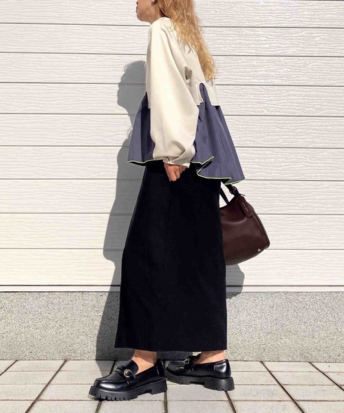 Q（キュー）の「ペプラムドッキングプルオーバー（Tシャツ/カットソー・レディース・チャコールグレー/ベージュ・MEDIUM）」の9枚目の写真