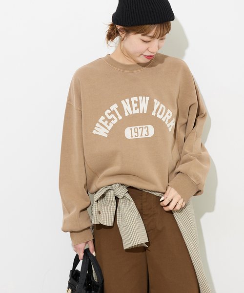 JOURNAL STANDARD relume(ジャーナルスタンダード レリューム)の「ヴィンテージライクカレッジロゴスウェット(スウェット・レディース・ベージュ/ピンク/アイボリー・FREE)」の13枚目の写真