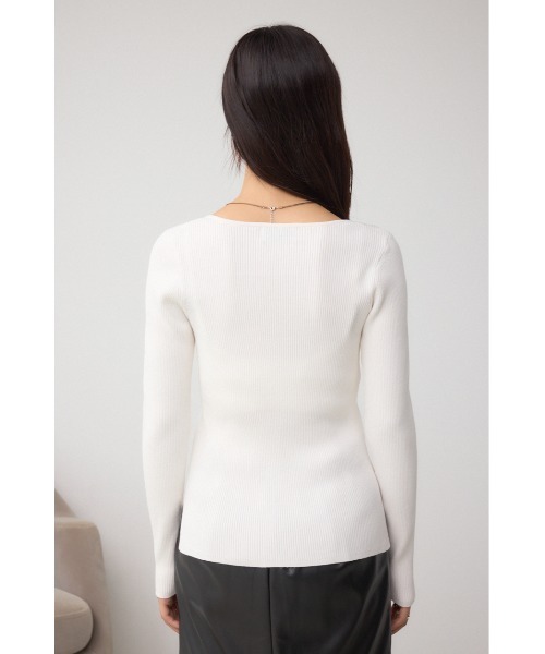 AZUL by moussy(アズールバイマウジー)の「VENUSスクエアネックリブニット(ニット/セーター・レディース・ブラウン/ピンク/アイボリー/ブラック・SMALL/MEDIUM)」の10枚目の写真