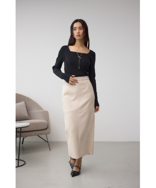 AZUL by moussy(アズールバイマウジー)の「VENUSスクエアネックリブニット(ニット/セーター・レディース・ブラウン/ピンク/アイボリー/ブラック・SMALL/MEDIUM)」の17枚目の写真