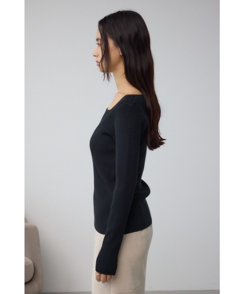 AZUL by moussy(アズールバイマウジー)の「VENUSスクエアネックリブニット(ニット/セーター・レディース・ブラウン/ピンク/アイボリー/ブラック・SMALL/MEDIUM)」の19枚目の写真