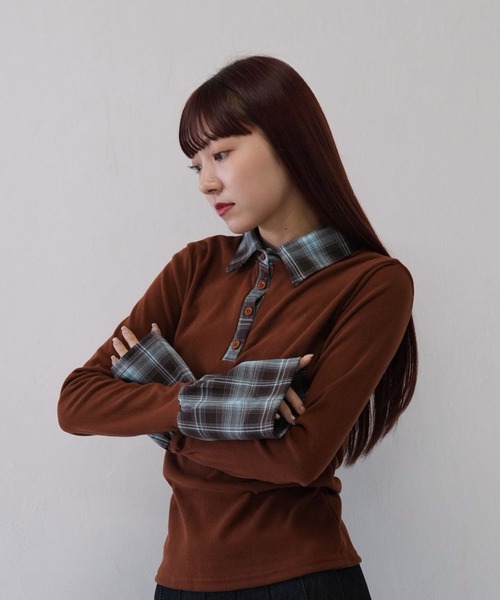 Uenui（ウニュイ）の「【 cunii 】 レイヤード風 チェック 襟付き リブ トップス  秋冬新作（ニット/セーター・レディース・ブラウン/レッド・FREE）」の6枚目の写真
