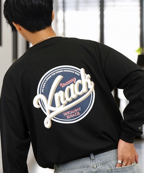 L'atelier(ラトリエ)の「刺繍 ロゴ ポケット 長袖 グラフィック Tシャツ ヘビーウェイト ロンT(Tシャツ/カットソー・メンズ・ブラック系その他2/ダルブルー系4/ブラウン系4/ホワイト系4/ホワイト系その他3/ブラック系4/ブラック系その他3/ホワイト系その他2/ホワイト系5/ブラック系5/ピンク系5/ブラック系その他5・LL/L/M)」の1枚目の写真