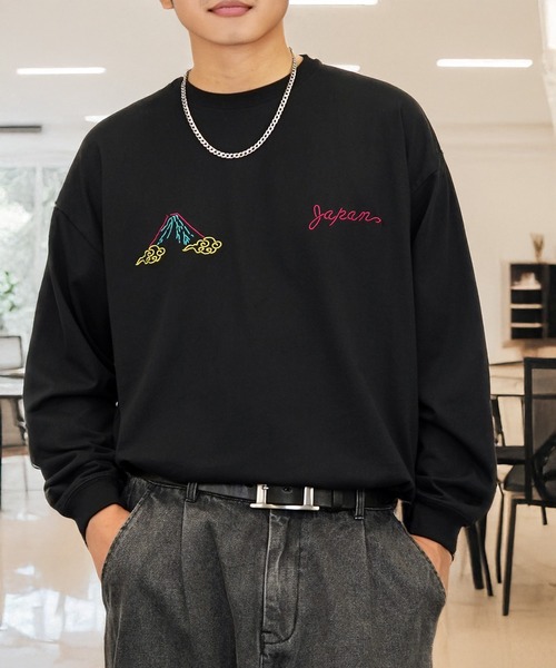 L'atelier(ラトリエ)の「刺繍 ロゴ ポケット 長袖 グラフィック Tシャツ ヘビーウェイト ロンT(Tシャツ/カットソー・メンズ・ブラック系その他2/ダルブルー系4/ブラウン系4/ホワイト系4/ホワイト系その他3/ブラック系4/ブラック系その他3/ホワイト系その他2/ホワイト系5/ブラック系5/ピンク系5/ブラック系その他5・LL/L/M)」の16枚目の写真