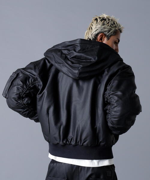 DANKE SCHON（ダンケシェーン）の「DankeSchon/ダンケシェーン/COATING HOOD MA-1（MA-1・レディース・ブラック・S/L/M）」の4枚目の写真