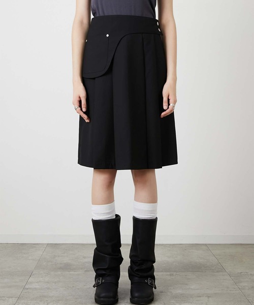 led.tokyo（レッドトウキョウ）の「【led.tokyo】POCKET PLEATS SKIRT/ポケットプリーツスカート（スカート・レディース・チャコールグレー/ブラック・FREE）」の6枚目の写真