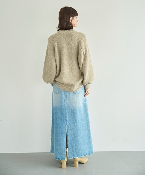 meilmada（メイルマダ）の「ボリュームスリーブラグランニット（ニット/セーター・レディース・ベージュ/オフホワイト/ブルー・FREE）」の6枚目の写真