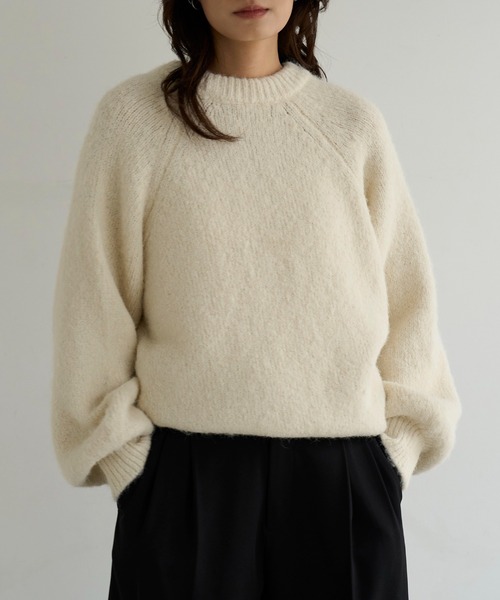 meilmada（メイルマダ）の「ボリュームスリーブラグランニット（ニット/セーター・レディース・ベージュ/オフホワイト/ブルー・FREE）」の5枚目の写真