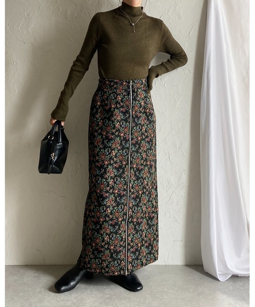 She's Closet（シーズクローゼット）の「タイトロング丈花柄フラワージップゴブラン柄スカート（スカート・レディース・アイボリー/ブラック/ベージュ・FREE）」の12枚目の写真