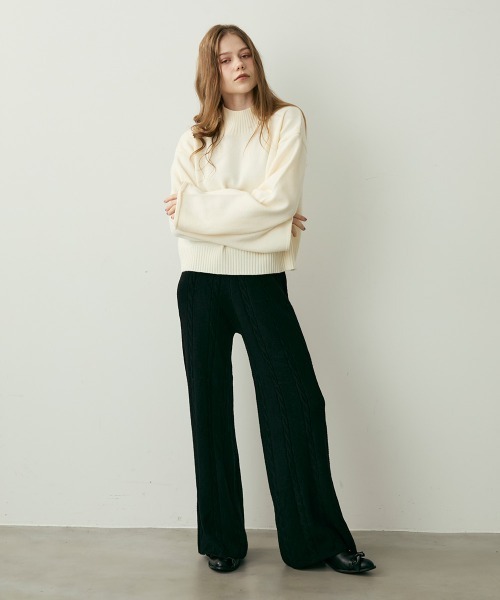 Clum(クルム)の「ケーブルデザインリラックスニットパンツ(その他パンツ・レディース・ホワイト/ブラック・FREE)」の11枚目の写真