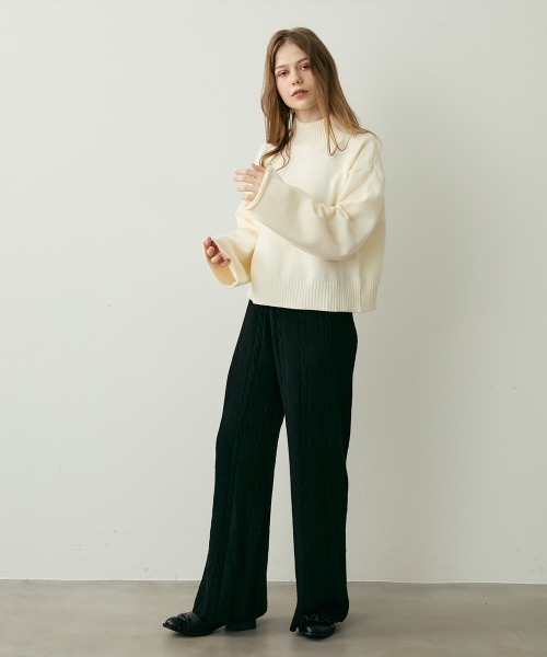 Clum(クルム)の「ケーブルデザインリラックスニットパンツ(その他パンツ・レディース・ホワイト/ブラック・FREE)」の14枚目の写真