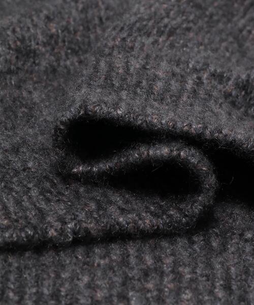 URBAN RESEARCH(アーバンリサーチ)の「new basic CASHMERE SILK MOULINE CREW-NECK KNIT(ニット/セーター・メンズ・チャコールグレー/グレー系その他・MEDIUM/X-LARGE/LARGE)」の4枚目の写真