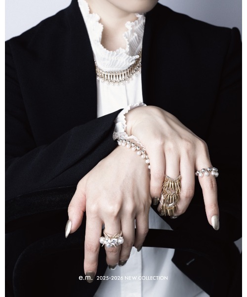 e.m.（イーエム）の「スタッズシルバーリング/SILVER/NEWCOLLECTION/レディース/メンズ（リング・レディース・シルバー・L）」の6枚目の写真