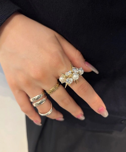 e.m.（イーエム）の「スタッズシルバーリング/SILVER/NEWCOLLECTION/レディース/メンズ（リング・レディース・シルバー・L）」の11枚目の写真