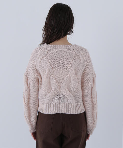 NATURAL BEAUTY BASIC(ナチュラルビューティーベーシック)の「◇【Oggi掲載】クロップドビッグケーブルニット(ニット/セーター・レディース・ピンク/ブルー/オフホワイト・FREE)」の16枚目の写真