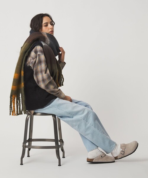 Barbour（バブアー）の「＜Barbour＞タータンチェック マフラー（マフラー・レディース・オフホワイト/オリーブ/グレー系・FREE）」の6枚目の写真