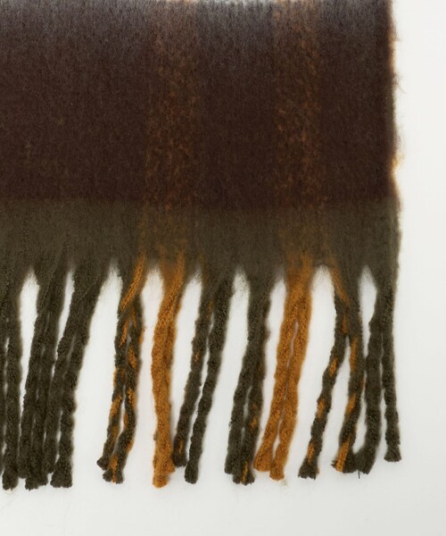 Barbour（バブアー）の「＜Barbour＞タータンチェック マフラー（マフラー・レディース・オフホワイト/オリーブ/グレー系・FREE）」の18枚目の写真