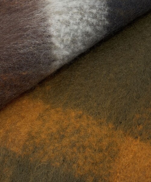 Barbour（バブアー）の「＜Barbour＞タータンチェック マフラー（マフラー・レディース・オフホワイト/オリーブ/グレー系・FREE）」の19枚目の写真