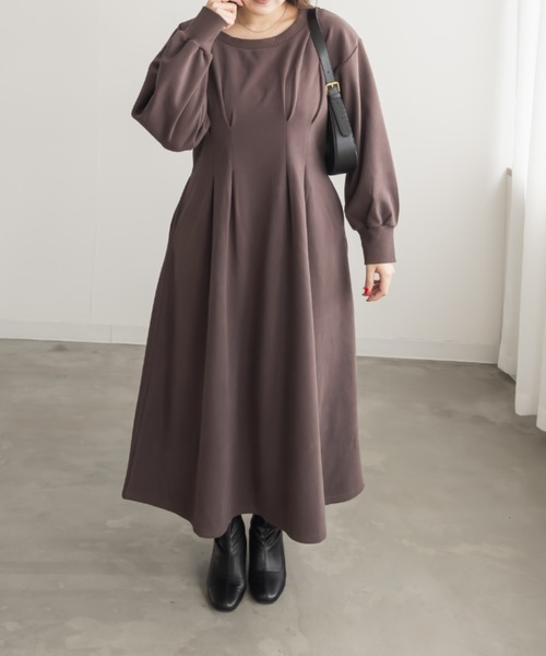CLETTE(クレット)の「CLETTEオリジナルウエストタックロングワンピース(ワンピース・レディース・ブラウン/グレー/チャコールグレー・LL/3L/4L)」の3枚目の写真