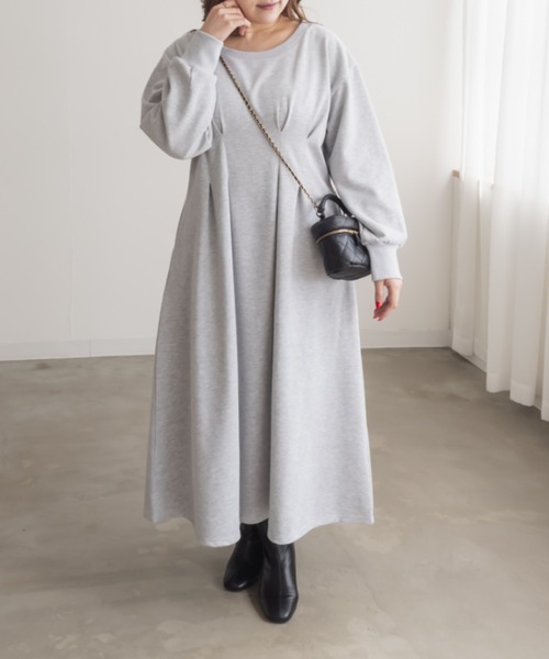 CLETTE(クレット)の「CLETTEオリジナルウエストタックロングワンピース(ワンピース・レディース・ブラウン/グレー/チャコールグレー・LL/3L/4L)」の1枚目の写真