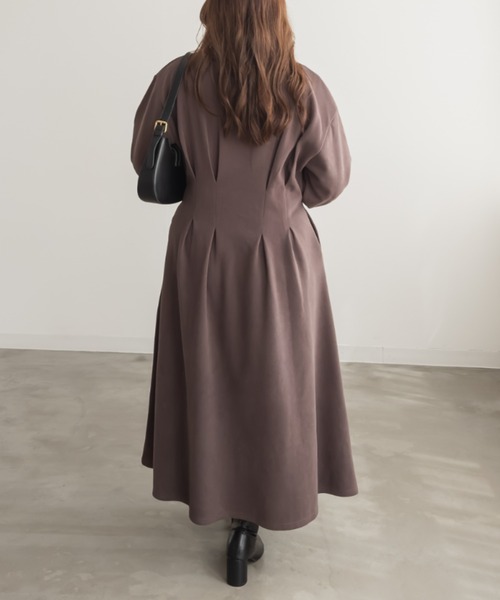 CLETTE(クレット)の「CLETTEオリジナルウエストタックロングワンピース(ワンピース・レディース・ブラウン/グレー/チャコールグレー・LL/3L/4L)」の11枚目の写真