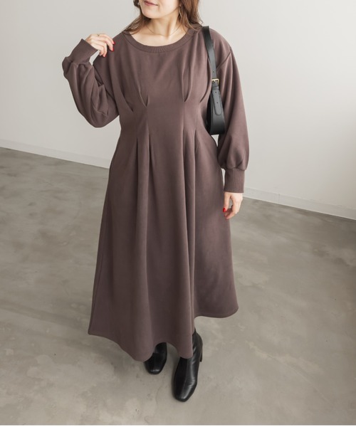 CLETTE(クレット)の「CLETTEオリジナルウエストタックロングワンピース(ワンピース・レディース・ブラウン/グレー/チャコールグレー・LL/3L/4L)」の9枚目の写真
