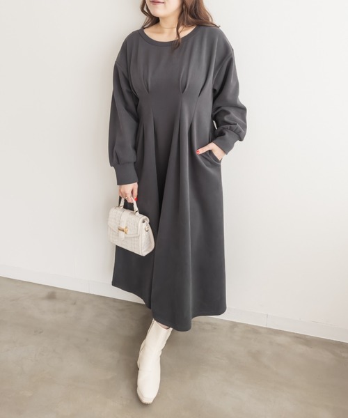 CLETTE(クレット)の「CLETTEオリジナルウエストタックロングワンピース(ワンピース・レディース・ブラウン/グレー/チャコールグレー・LL/3L/4L)」の7枚目の写真