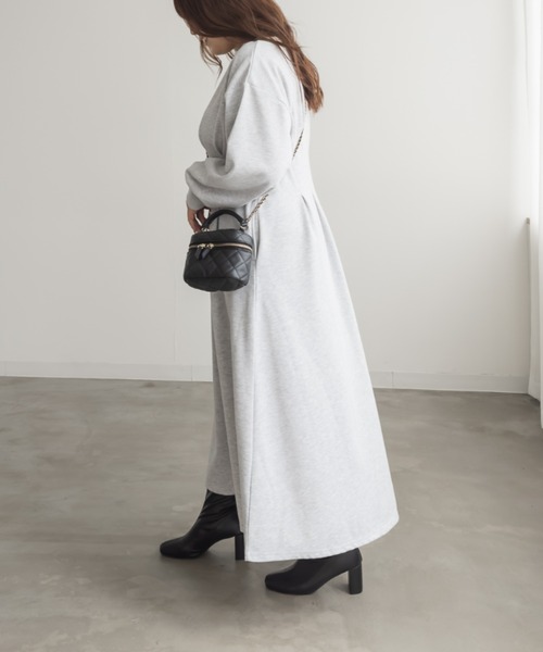 CLETTE(クレット)の「CLETTEオリジナルウエストタックロングワンピース(ワンピース・レディース・ブラウン/グレー/チャコールグレー・LL/3L/4L)」の17枚目の写真