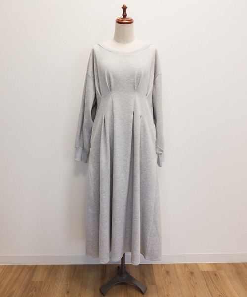 CLETTE(クレット)の「CLETTEオリジナルウエストタックロングワンピース(ワンピース・レディース・ブラウン/グレー/チャコールグレー・LL/3L/4L)」の19枚目の写真