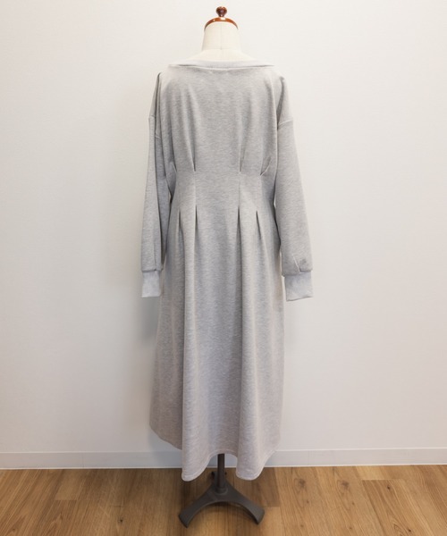 CLETTE(クレット)の「CLETTEオリジナルウエストタックロングワンピース(ワンピース・レディース・ブラウン/グレー/チャコールグレー・LL/3L/4L)」の21枚目の写真