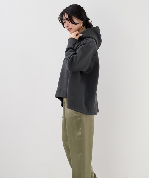 AMERICANA（アメリカーナ）の「15th ANNIVERSARY 【AMERICANA×MICA&DEAL】ロゴフードパーカー（パーカー・レディース・ダークネイビー/オートミール/ブラウン/チャコールグレー・FREE）」の9枚目の写真