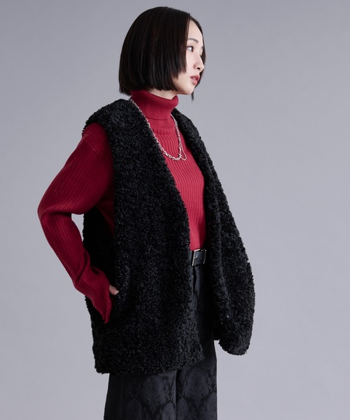 Ellno Loset（エルノロゼット）の「プードルファーベスト（ベスト・メンズ・ブラック/グレー・MEDIUM/LARGE）」の11枚目の写真