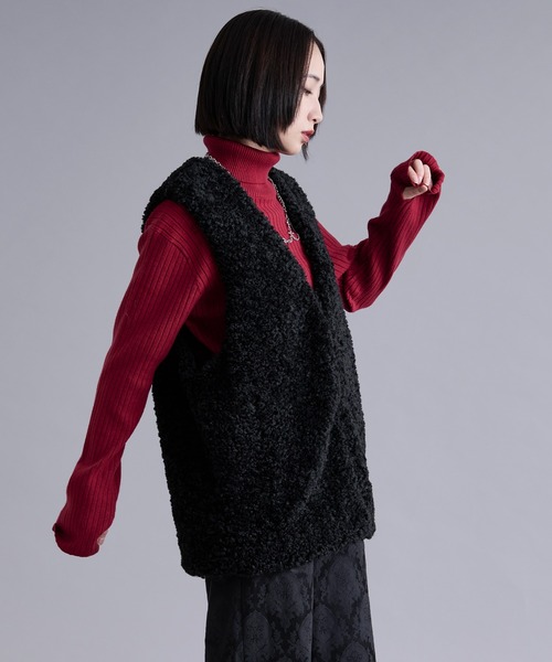 Ellno Loset（エルノロゼット）の「プードルファーベスト（ベスト・メンズ・ブラック/グレー・MEDIUM/LARGE）」の12枚目の写真