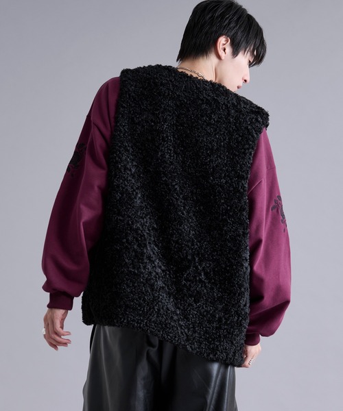 Ellno Loset（エルノロゼット）の「プードルファーベスト（ベスト・メンズ・ブラック/グレー・MEDIUM/LARGE）」の5枚目の写真