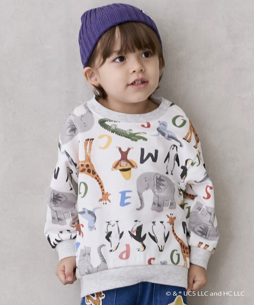 petit main（プティマイン）の「【おさるのジョージ】総柄トレーナー（スウェット・キッズ・アイボリー/ネイビー・130cm/110cm/120cm/100cm/80ｃｍ/90cm）」の2枚目の写真