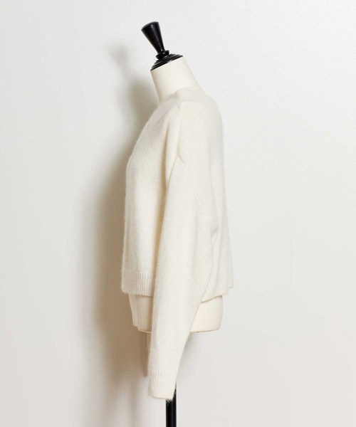 NOELA(ノエラ)の「2WAYアンゴララクーン混ニット(ニット/セーター・レディース・グレー/オフホワイト/ブラウン/ラベンダー・フリー)」の19枚目の写真