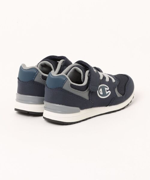 Champion(チャンピオン)の「【Champion】CPNJ306(スニーカー・キッズ・ネイビー・22.5cm/23.5cm/23.0cm/24.0cm/21.5cm/22.0cm/16.0cm/17.0cm/18.0cm/19.0cm/20.0cm/21.0cm)」の2枚目の写真