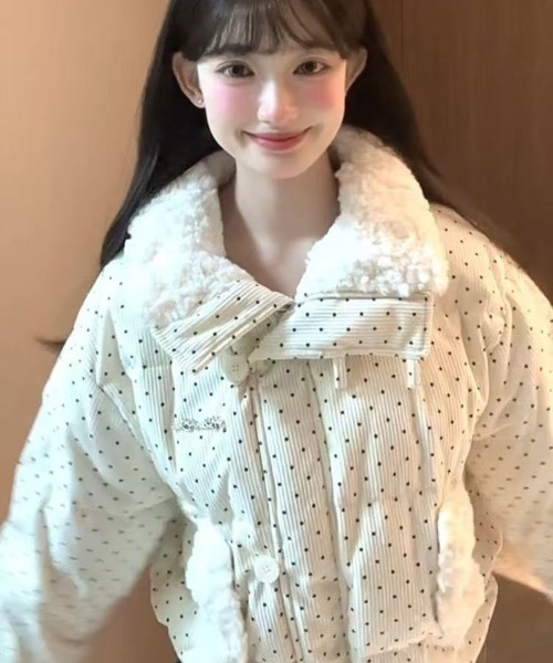 NoBelle(ノベル)の「ドットコーデュロイ中綿ダウン(ダウンジャケット/コート・レディース・ホワイト・M/L/S)」の2枚目の写真