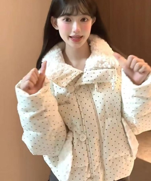 NoBelle(ノベル)の「ドットコーデュロイ中綿ダウン(ダウンジャケット/コート・レディース・ホワイト・M/L/S)」の3枚目の写真