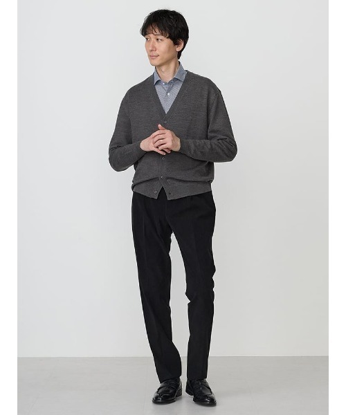 TRANS CONTINENTS(トランスコンチネンツ)の「TRANS CONTINENTS BIZニット Vネックカーディガン ブラック/グレー/ネイビー(カーディガン/ボレロ・メンズ・ネイビー/チャコールグレー/ブラック・LL/M/L)」の16枚目の写真