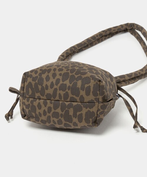OLEND＞ONA MICRO ソフト ショルダーバッグ 3WAY/レオパード
