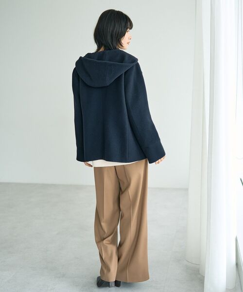 YECCA VECCA（イェッカヴェッカ）の「ウール混2wayショートコート（その他アウター・レディース・ライトベージュ/ダークネイビー/モカ・FREE）」の12枚目の写真