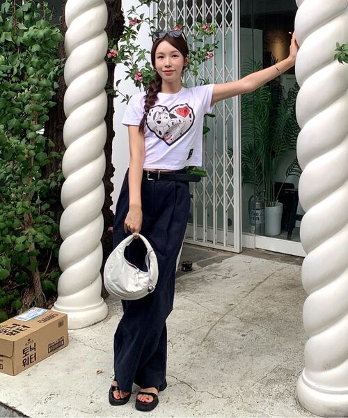 NICK&NICOLE(ニックアンドニコール)の「DISNEY 101 DALMATIANS BIG HEART CROP TOP_WHITE(Tシャツ/カットソー・レディース・その他・FREE)」の7枚目の写真
