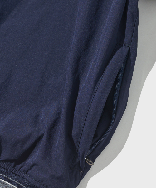 OUTSTANDING(アウトスタンディング)の「BASKETBALL WARMUP PULLOVER_NAVY(Tシャツ/カットソー・レディース・その他・SMALL/LARGE)」の6枚目の写真
