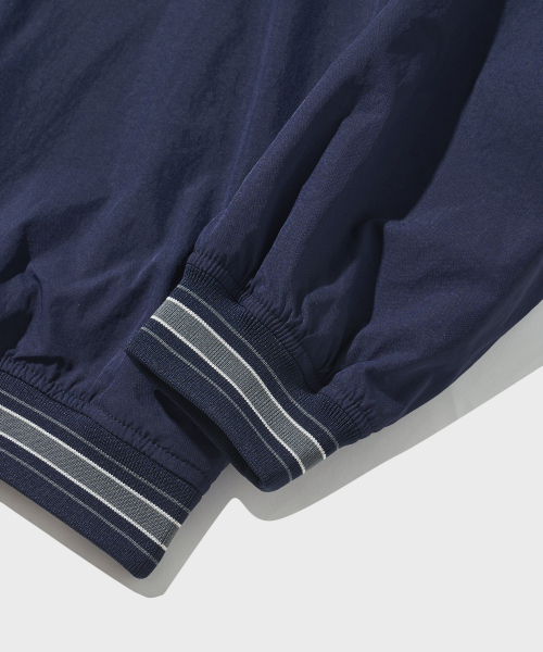 OUTSTANDING(アウトスタンディング)の「BASKETBALL WARMUP PULLOVER_NAVY(Tシャツ/カットソー・レディース・その他・SMALL/LARGE)」の9枚目の写真