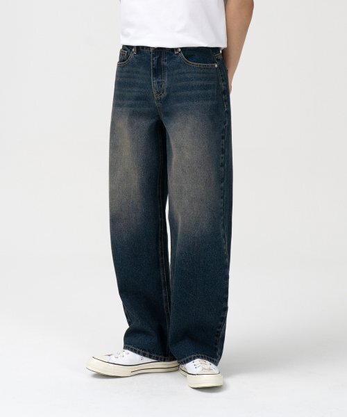 TOFFEE(トフィー)の「モアワイドデニムパンツ (OIL WASHED INDIGO)(デニムパンツ・メンズ・その他・SMALL/MEDIUM/LARGE/X-LARGE)」の1枚目の写真